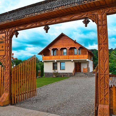 Acasa In Maramures Feresti المظهر الخارجي الصورة