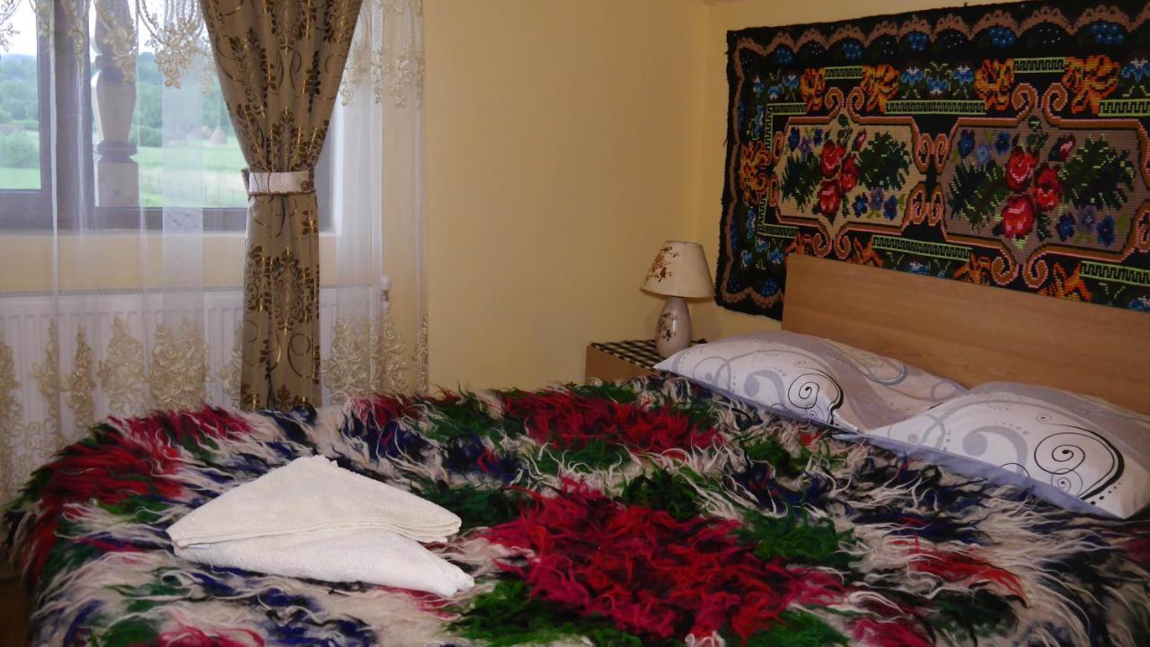 Acasa In Maramures Feresti المظهر الخارجي الصورة